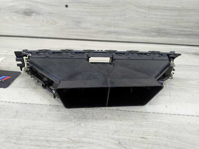 06-13 OEM BMW E90 E91 E92 E93 M3 Dashboard Center AC Air Vent Grille Trim