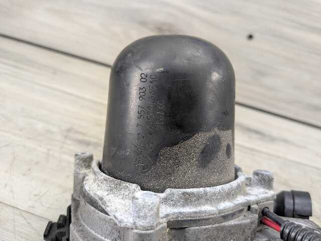 OEM BMW E82 E88 E90 E92 E93 Engine N51 Secondary Smog Air Injection Pump Motor