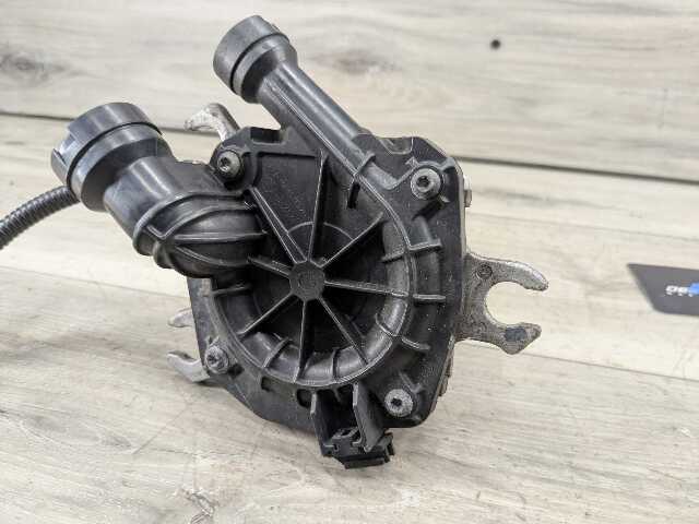 OEM BMW E82 E88 E90 E92 E93 Engine N51 Secondary Smog Air Injection Pump Motor