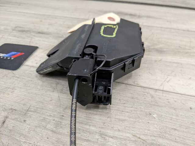 OEM BMW E82 E88 E90 E92 E93 Rear Trunk Lid Latch Lock Opener Actuator w/ Cable