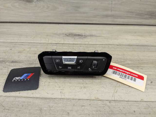 *OEM BMW G20 G22 G23 G26 G42 G80 G82 M3 M4 Headlight Control Switch Light Module