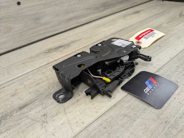 OEM BMW F44 F90 G20 G22 G26 G30 G42 G80 G82 Trunk Lid Latch Lock Opener Actuator