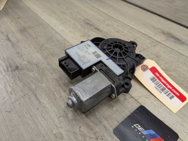 OEM BMW G20 G80 330 M340 M3 FRONT Right Passenger Door Window Regulator Motor