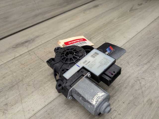 OEM BMW G20 G80 330 M340 REAR Right Passenger Side Door Window Regulator Motor