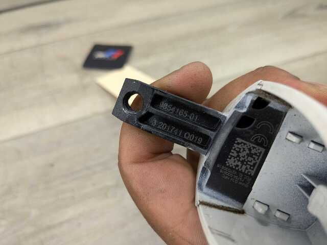 OEM BMW F90 G01 G05 G20 G30 G80 FRONT Left Driver Side Door Handle COMFORT White