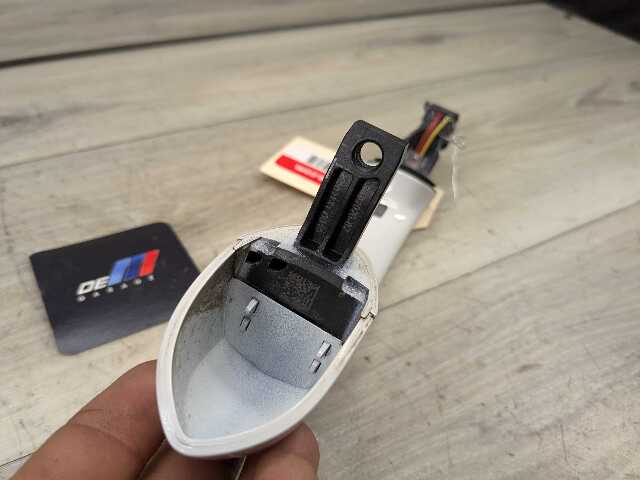 OEM BMW F90 G01 G20 G30 G80 Front Rear Right Passenger COMFORT Door Handle White