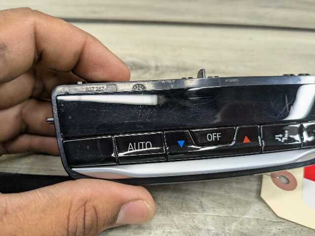 OEM BMW G20 G22 G23 G26 G80 G82 G83 Rear AC Air Climate Control Switch Module