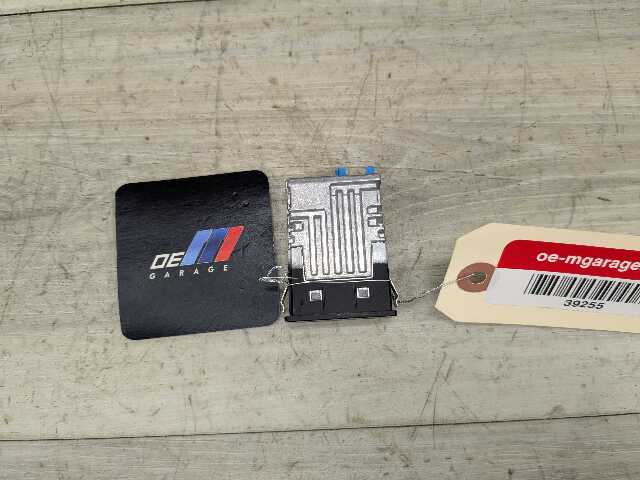 OEM BMW F48 F97 G01 G12 G20 G26 G30 USB Type C Socket Charger Port Connector