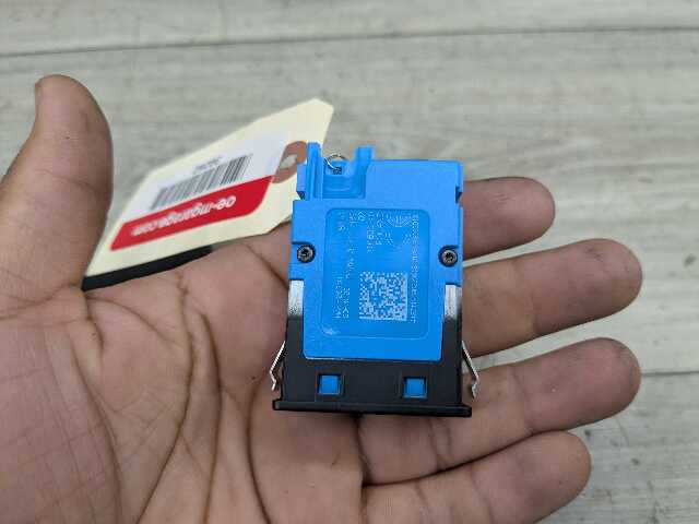 OEM BMW F44 F48 F97 G01 G05 G12 G20 G30 G80 USB Dual Type C Charger Port Socket