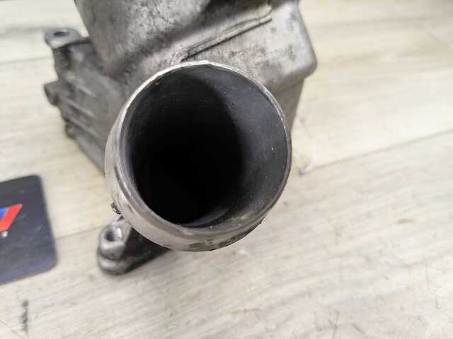 OEM BMW E82 E88 E90 E92 E93 Engine N51 N52 N54 N55 Oil Filter Housing COOLER