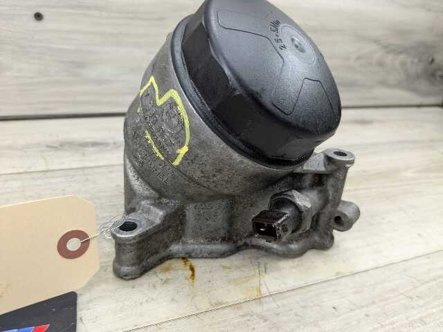 OEM BMW E82 E88 E90 E92 E93 Engine N51 N52 N54 N55 Oil Filter Housing COOLER