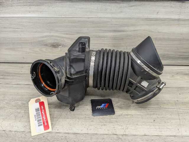 OEM BMW G20 G22 G23 G26 M340 M440 Engine B58 Filtered Air Intake Pipe Resonator