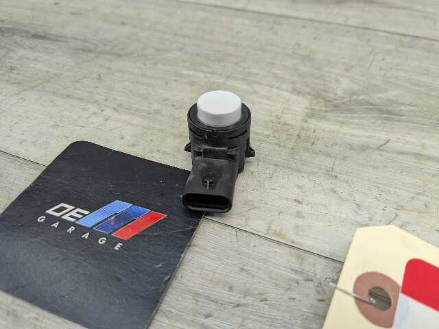 OEM BMW F44 F93 F95 G05 G06 G07 G20 G26 M8 Bumper Parking Sonic PDC Sensor White