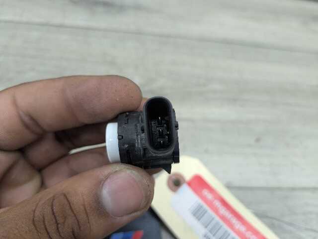 OEM BMW F44 F93 F95 G05 G06 G07 G20 G26 M8 Bumper Parking Sonic PDC Sensor White