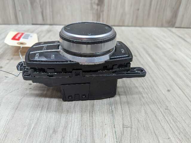 OEM BMW F15 F22 F30 F32 F80 F82 iDrive Navigation Controller Knob NAV Button NBT