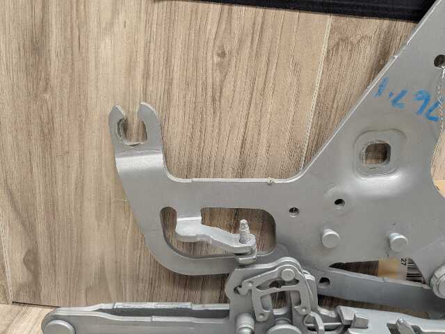 OEM BMW F15 F16 F85 X5 X6 Left Right Hood Hinge Support Bracket Brace SET Gray