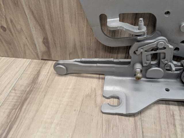 OEM BMW F15 F16 F85 X5 X6 Left Right Hood Hinge Support Bracket Brace SET Gray