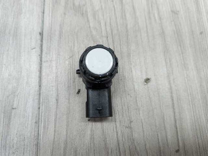OEM BMW F44 G01* G05 G16 G20 G26 G30* G80 M3 M4 Bumper Parking PDC Sensor White