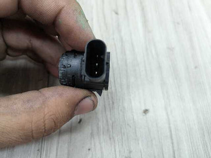 OEM BMW F44 G01* G05 G16 G20 G26 G30* G80 M3 M4 Bumper Parking PDC Sensor White