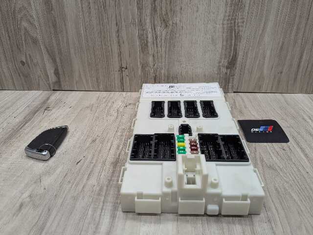 14-19 OEM BMW F15 F16 F85 F86 X5 X6 Body Control Junction Box Module FEM + Key