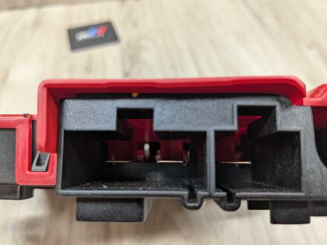 OEM BMW F15 F16 F85 X5 X6 Rear Trunk B+ Junction Power Distributor Fuse Box