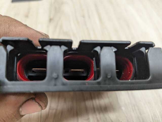 OEM BMW F15 F16 F85 F86 X5 X6 X5M Front B+ Power Distribution Module Box Unit