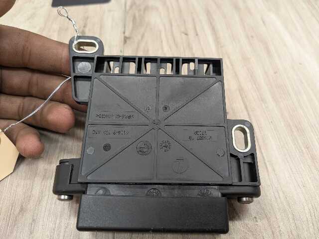 OEM BMW F15 F16 F85 F86 X5 X6 X5M Front B+ Power Distribution Module Box Unit
