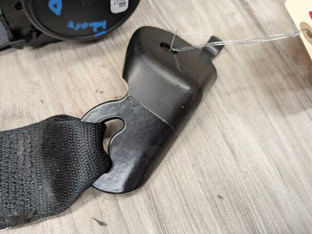 15-19 OEM BMW F16 F86 X6 X6M Rear Left Driver Side Seatbelt Seat Belt Retractor