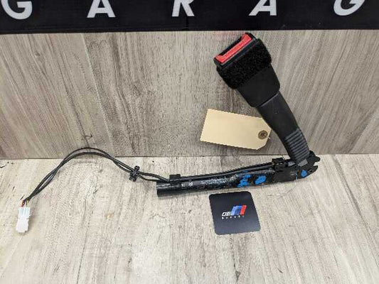 OEM BMW F30 F32 F36 F80 F82 F87 Front Right Passenger Seat Belt Buckle Tensioner