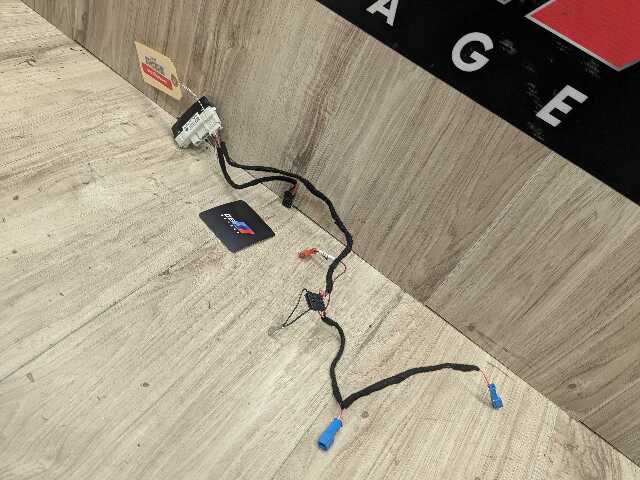 OEM BMW F15 F16 F25 F26 X3 X4 X5 X6 Steering Wheel Electronics Control Module