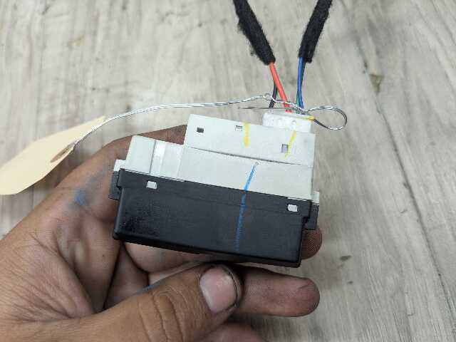 OEM BMW F15 F16 F25 F26 X3 X4 X5 X6 Steering Wheel Electronics Control Module
