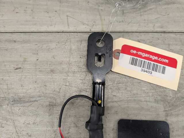 OEM BMW F95 G05 G06 G07 X5 X7 Front Left Driver Right Passenger Seat Belt Buckle