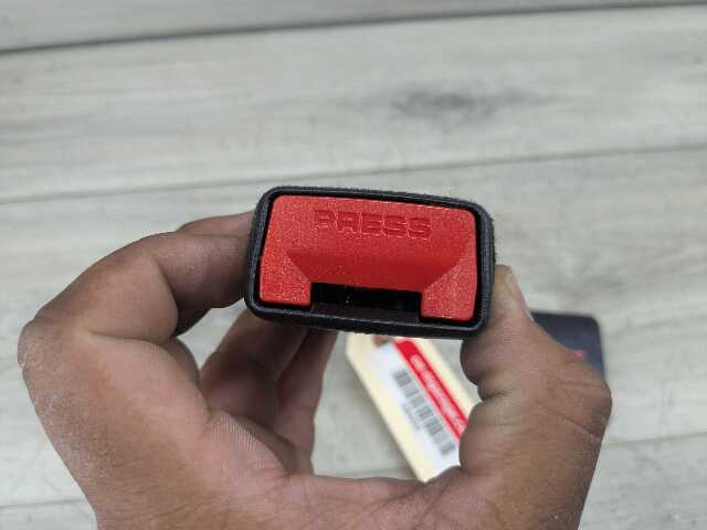 OEM BMW F95 G05 G06 G07 X5 X7 Front Left Driver Right Passenger Seat Belt Buckle