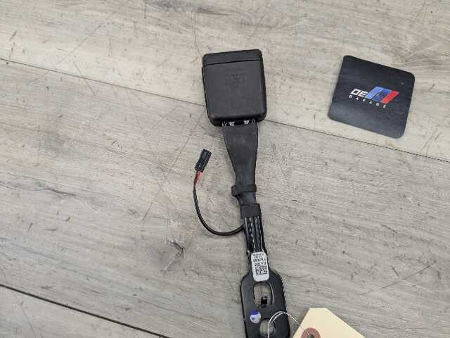 OEM BMW F95 G05 G06 G07 X5 X7 Front Left Driver Right Passenger Seat Belt Buckle