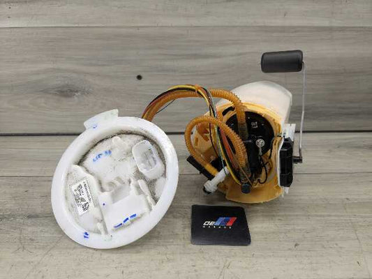 OEM BMW G20 G22 G23 G26 G42 330 M340 430 M440 Gas Tank Mounted Sending Fuel Pump