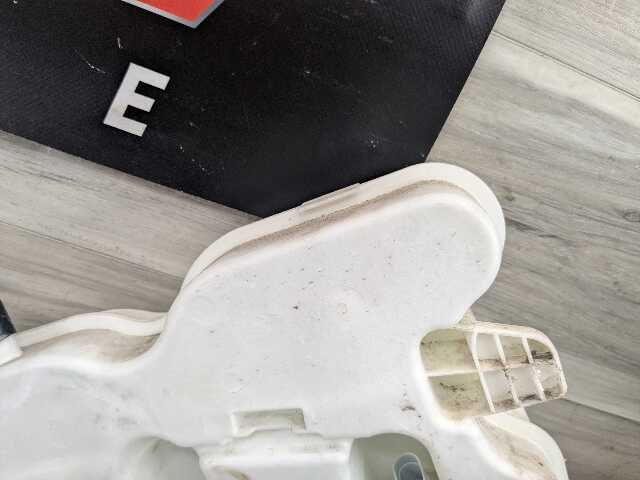 19-25 OEM BMW G20 G22 G23 330 M340 Windshield Wipe Washer Bottle Tank Reservoir