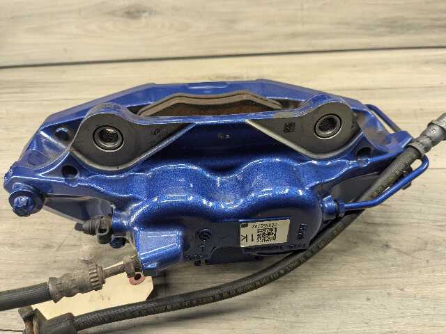 OEM BMW G20 G22 G23 G26 G30* M340 M440 Front Left Driver Brake Caliper Blue