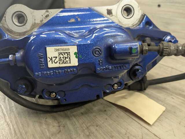 OEM BMW G20 G22 G23 G26 G30* M340 M440 Front Right Passenger Brake Caliper Blue