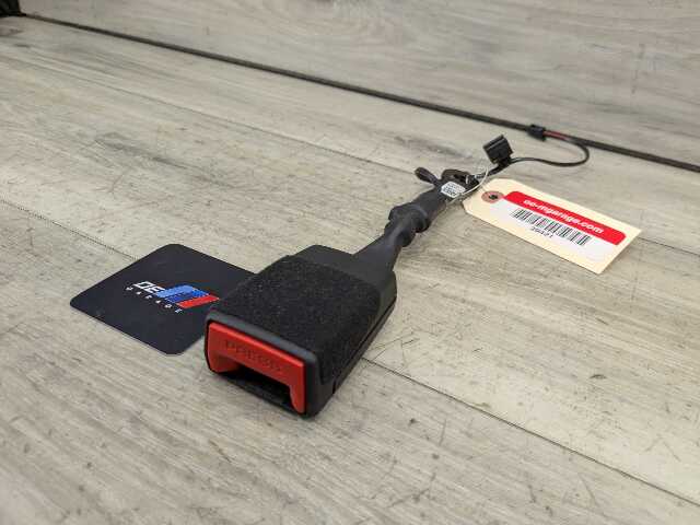 OEM BMW F93 F97 G01 G02 G16 G20 G80 M3 330 M340 Front Left Right Seatbelt Buckle