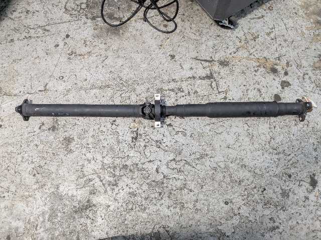 19-24 OEM BMW G20 G22 G23 G26 M340i M440i Rear Driveshaft Drive Shaft Propeller