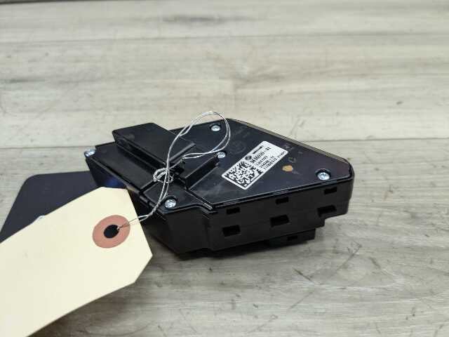 OEM BMW F95 G05 G06 G07 X5 Front Right Passenger Door Seat Memory Massage Switch