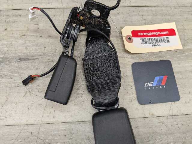 OEM BMW F95 F96 G05 G06 X5 X6 Rear Right Passenger 2nd Row Seat Belt Buckle