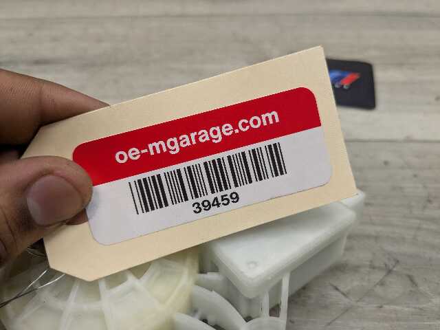 OEM BMW F95 F96 G05 G06 G07 X5 X7 FRONT Left Driver Door Window Regulator Motor