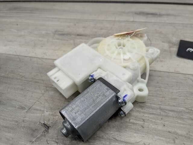 OEM BMW F95 F96 G05 G06 G07 X5 X7 FRONT Left Driver Door Window Regulator Motor