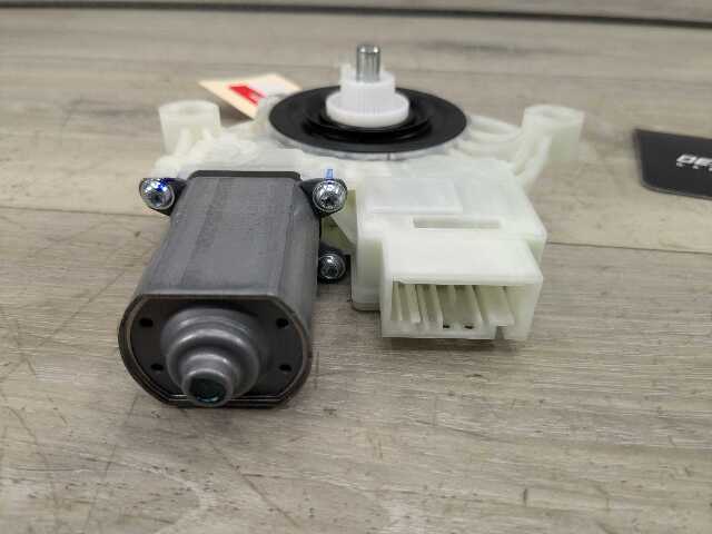 OEM BMW F95 F96 G05 G06 G07 X5 X7 FRONT Left Driver Door Window Regulator Motor
