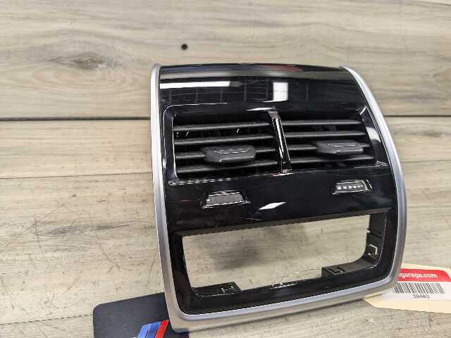 OEM BMW F95 F96 G05 G06 G07 G09 X5 X6 X7 REAR Center Console AC Air Vent Trim