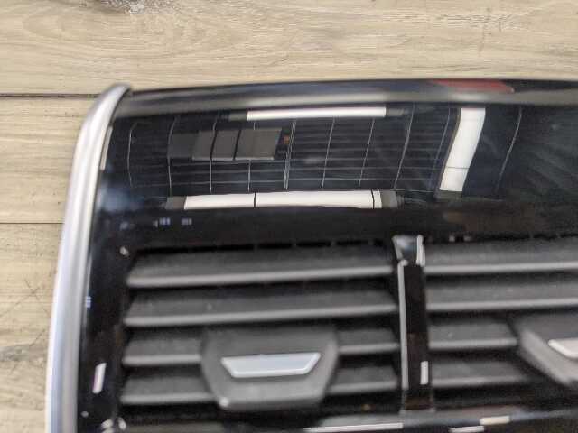 OEM BMW F95 F96 G05 G06 G07 G09 X5 X6 X7 REAR Center Console AC Air Vent Trim