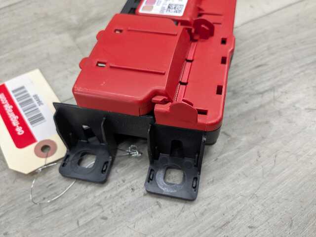 OEM BMW F95 G05 G06 G07 X5 Rear Battery Junction B+ Power Fuse Box Distribution