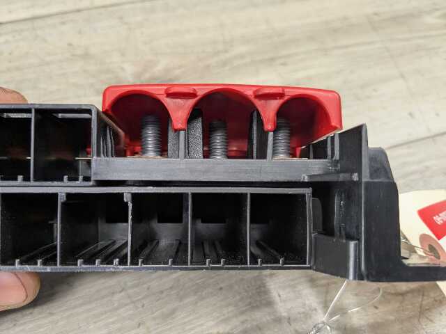 OEM BMW F95 G05 G06 G07 X5 Rear Battery Junction B+ Power Fuse Box Distribution