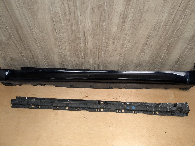 15-18 OEM BMW F86 X6M Left Driver Side Skirt Rocker Panel Molding w/ Bracket